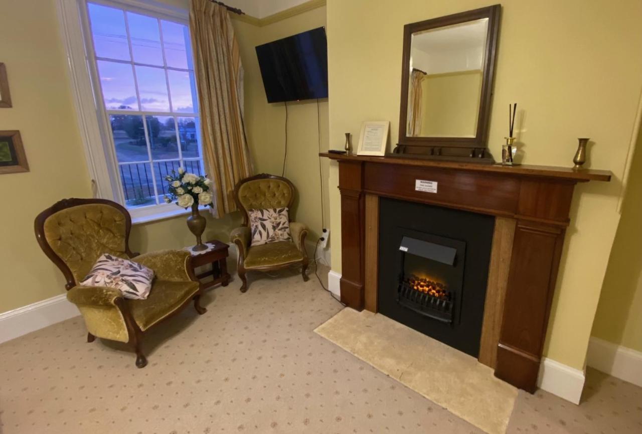 Fitzpatricks Inn Westbury Dış mekan fotoğraf